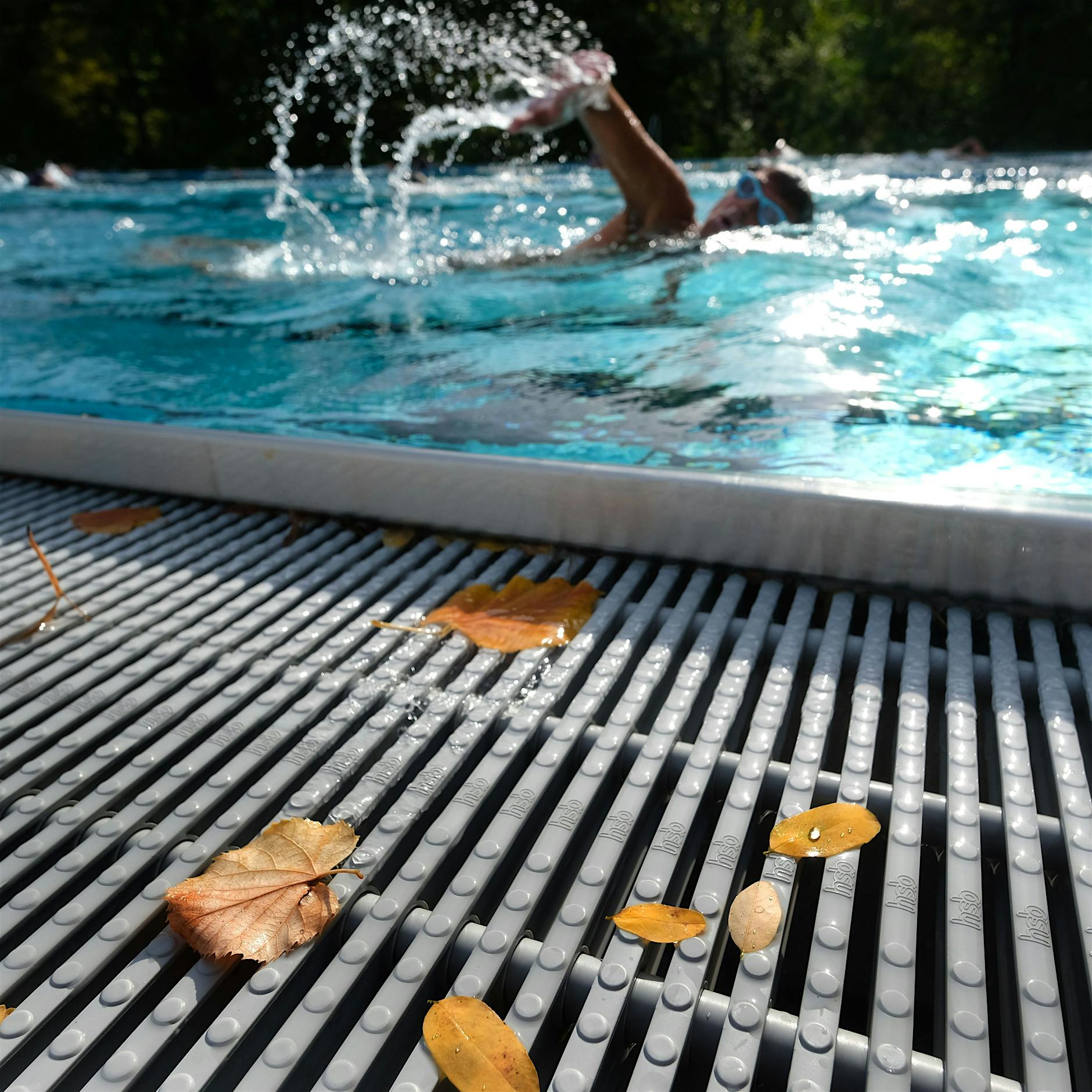 Erstmals sind in Berlin zwei Sommerbäder bis Ende Oktober geöffnet