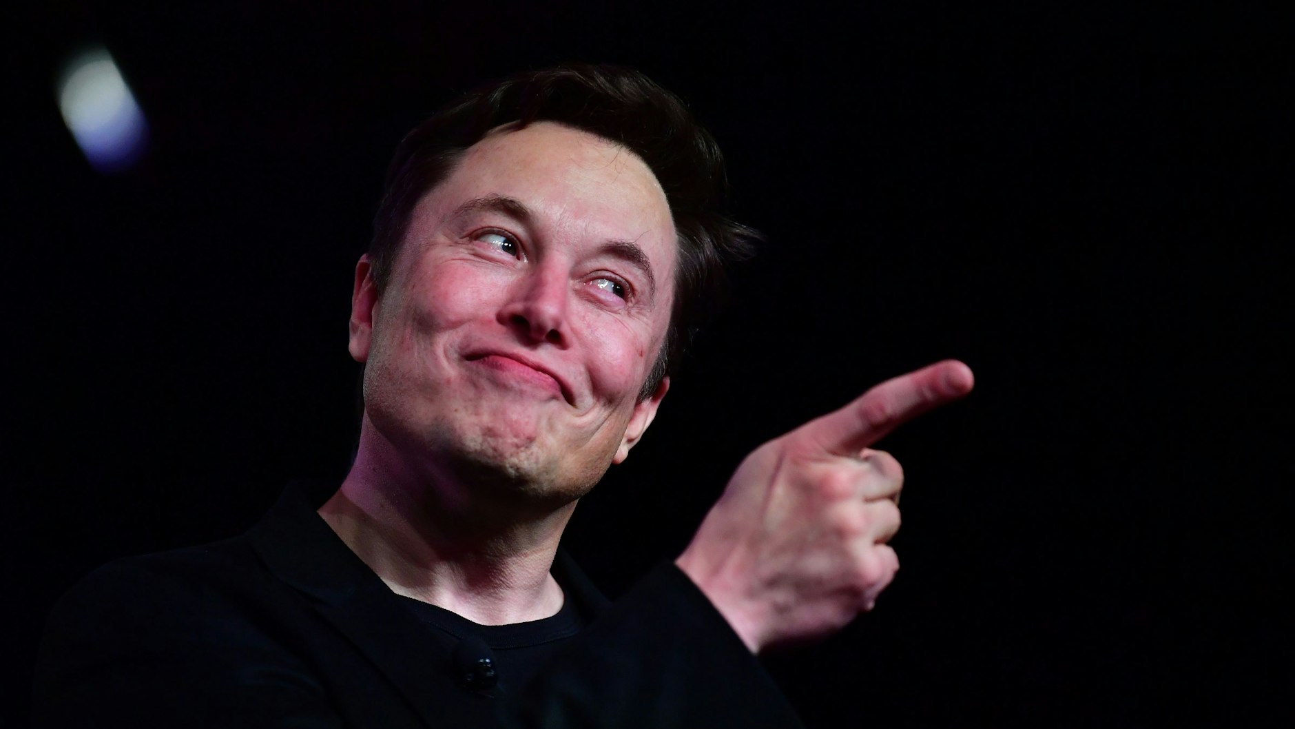Tesla-Chef Elon Musk soll mittlerweile der reichste der Mensch der Welt sein. Damit hat auch Musk einen entscheidenden Einfluss auf den Klimaschutz.&nbsp;