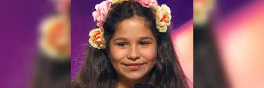 Elena verzaubert die Zuschauer beim „Supertalent“ mit ihrer Stimme und bekommt den goldenen Buzzer.