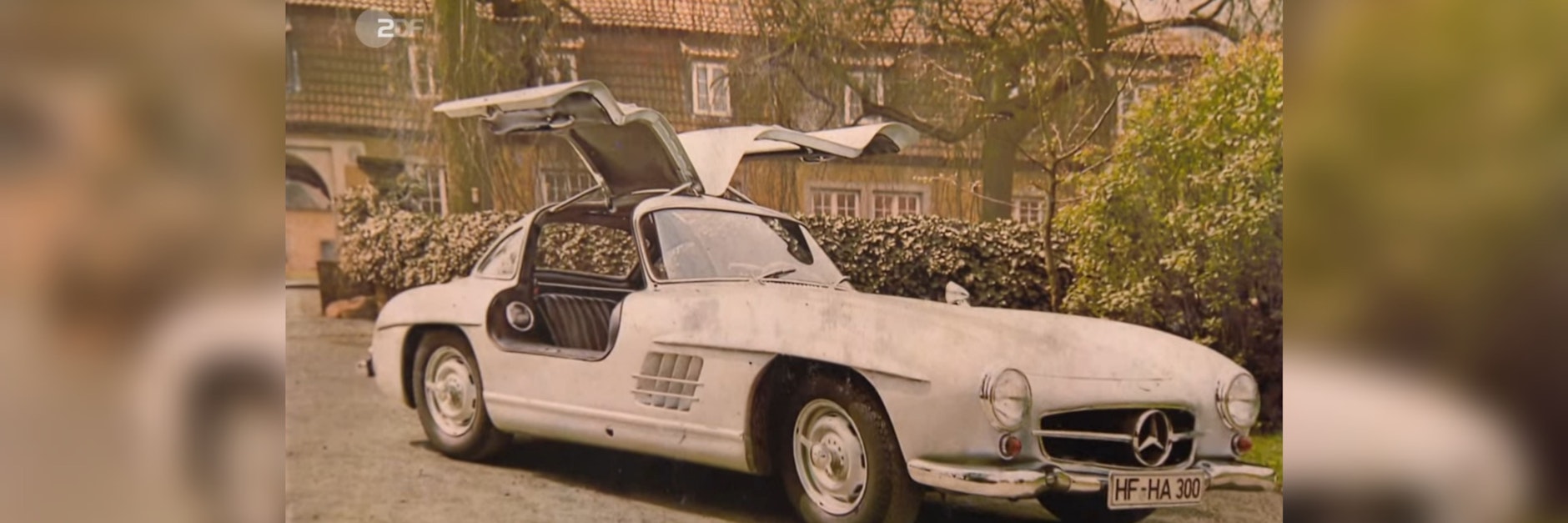 Dieser Mercedes 300 SL soll als Modell bei „Bares für Rares“ einen neuen Besitzer finden.