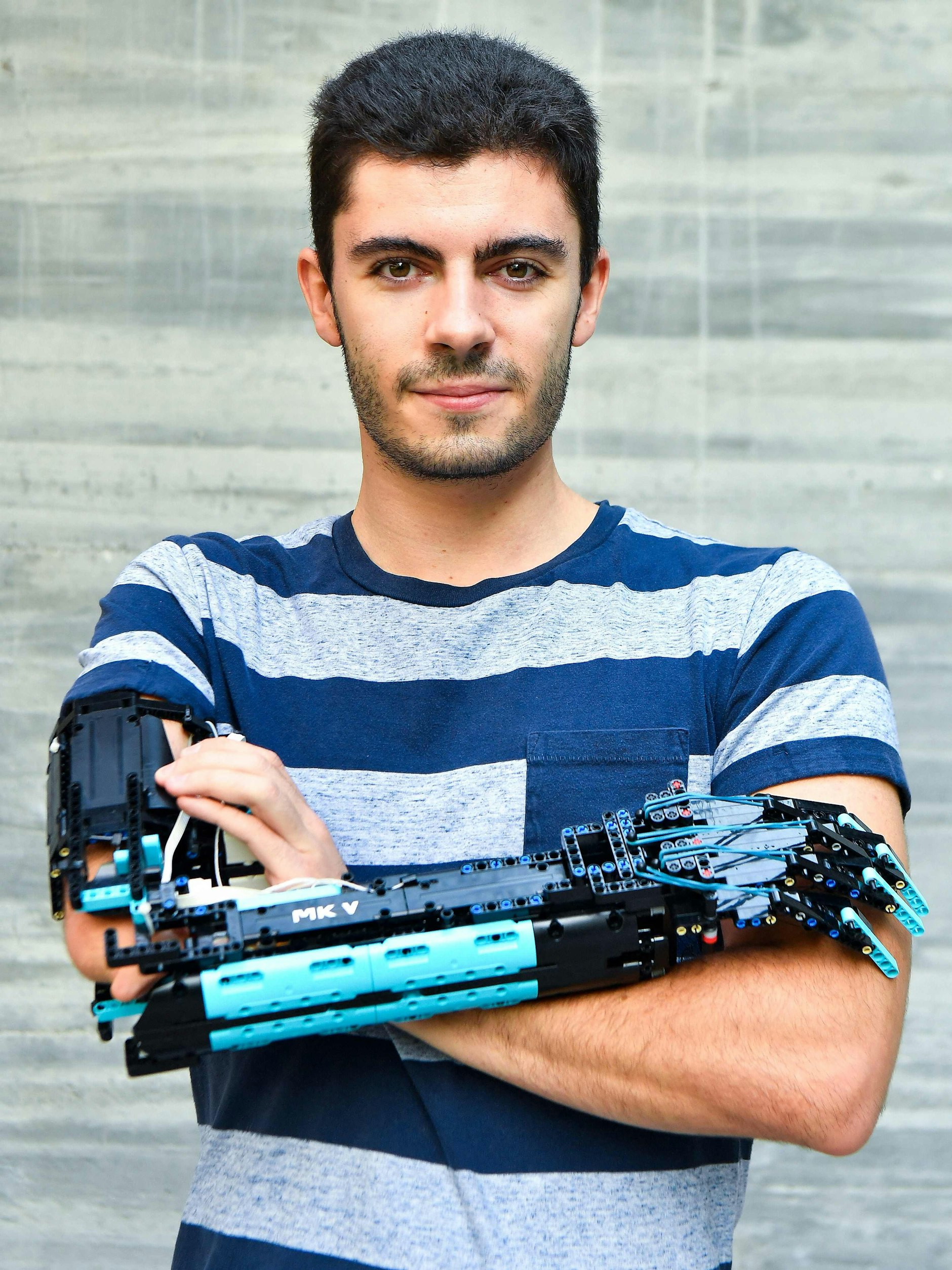 David Aguilar studiert Biotechnik und möchte anderen Betroffenen helfen.&nbsp;