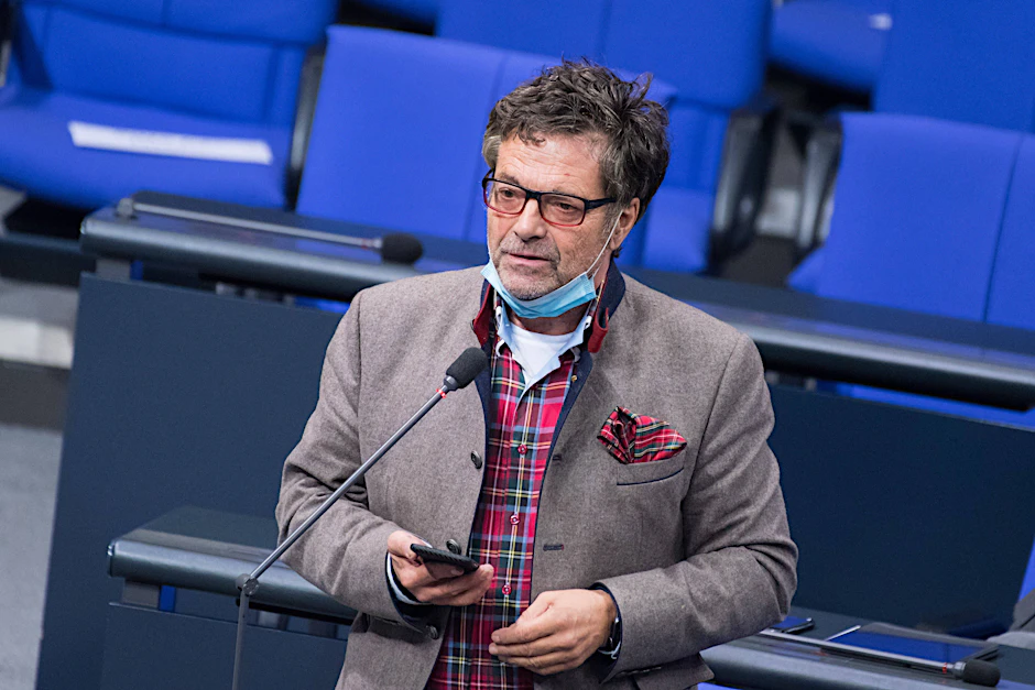 Diether Dehm während einer Sitzung des deutschen Bundestags (Archivbild).