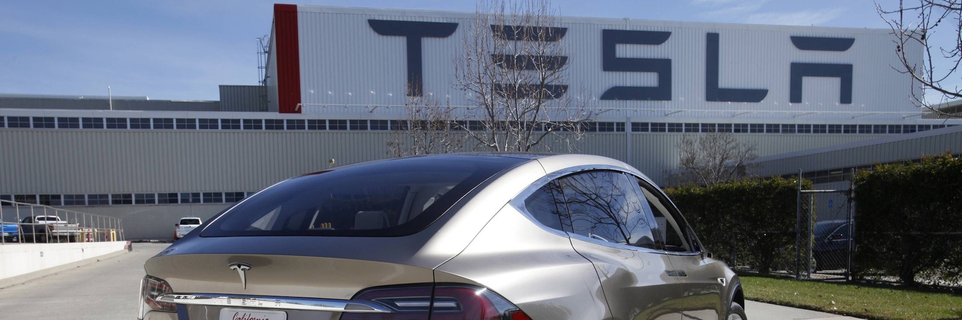 Das Tesla-Werk in Fremont in Kalifornien, wo Mitarbeiter rassistisch beleidigt wurden.&nbsp;