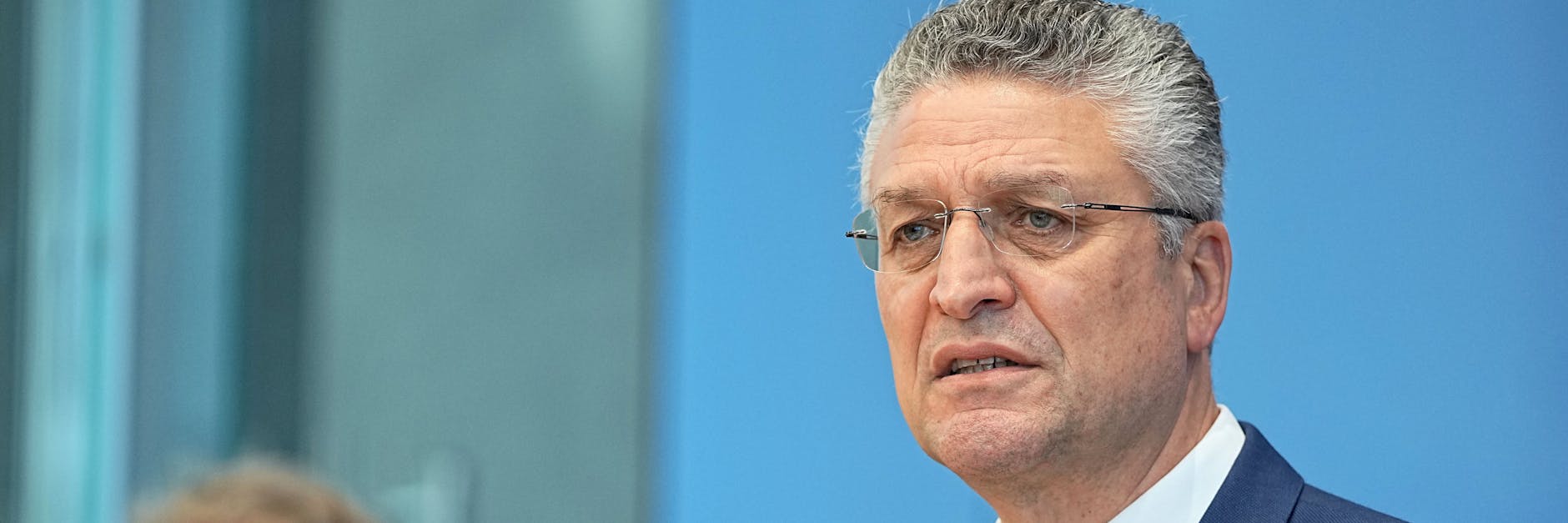 RKI-Präsident Lothar Wieler (r.) am Mittwoch in Berlin