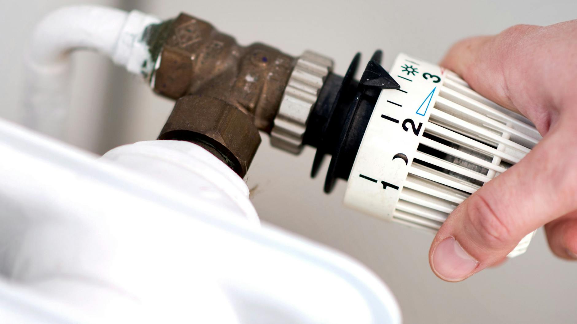 Die Energiepreise steigen rasant in die Höhe (Symbolbild).