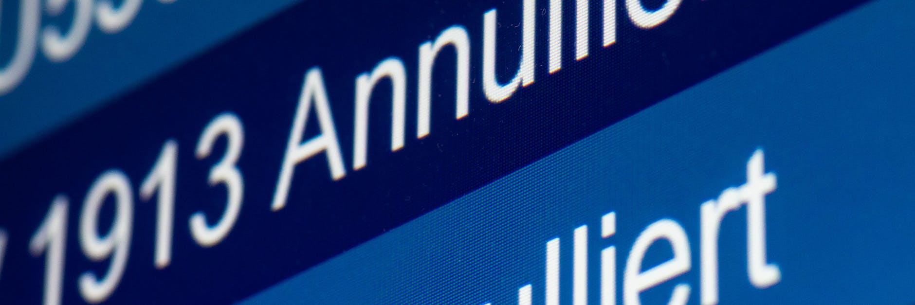 Auch bei Streik muss eine Airline in der Regel die Fluggäste wegen des Ausfalls ihres Flugs entschädigen.