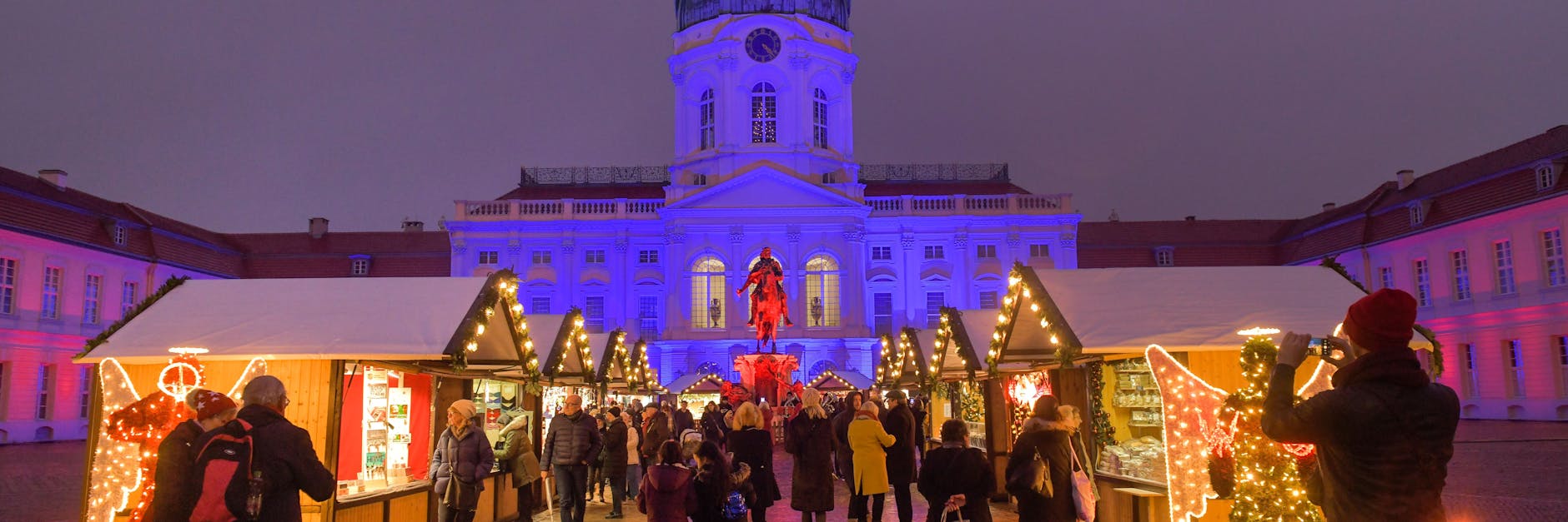 Der Weihnachtsmarkt am Schloss Charlottenburg fällt in diesem Jahr wieder wegen Corona aus.