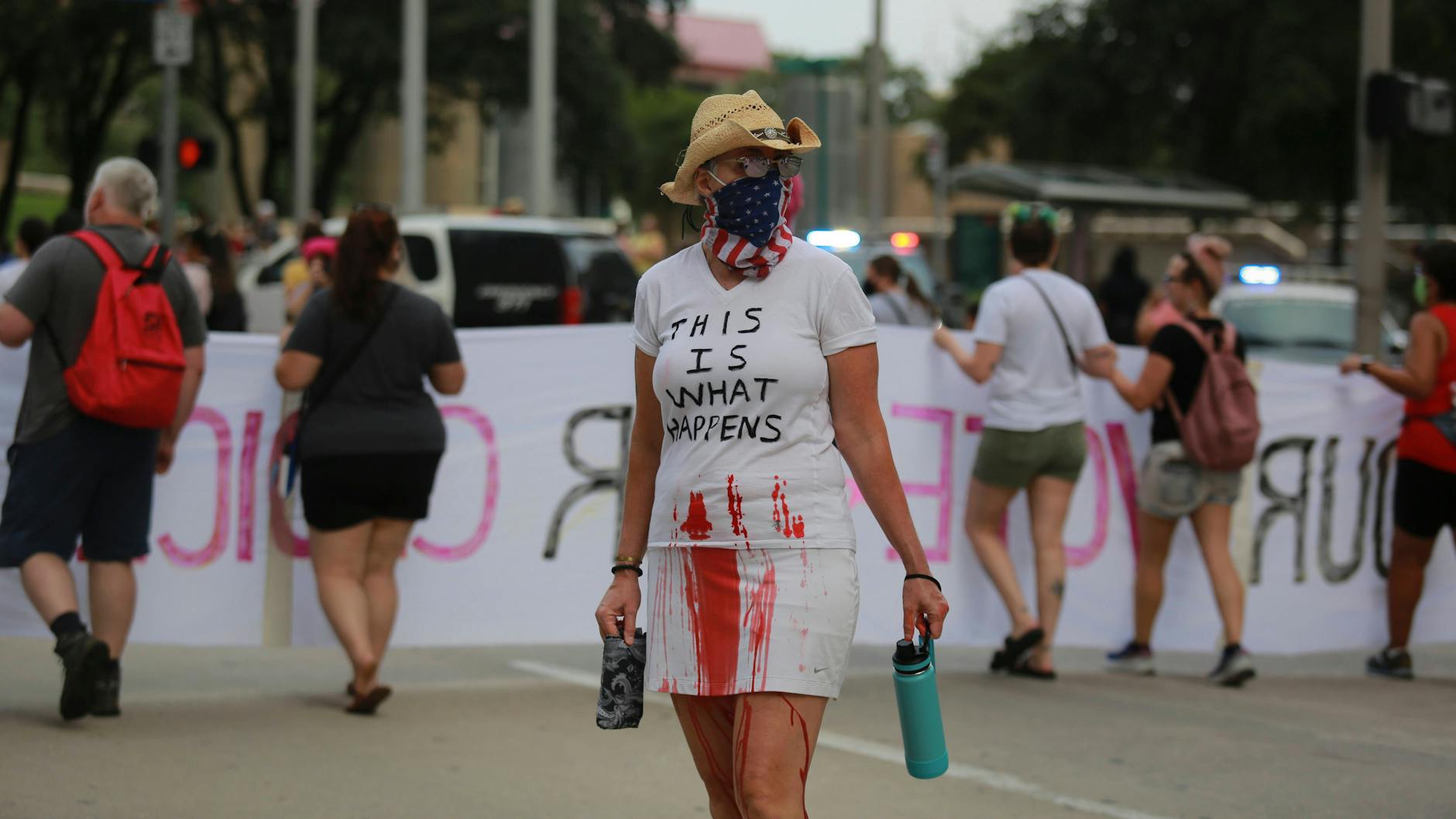 Texas, USA: Erst vergangene Woche sind tausende Amerikanerinnen und Amerikaner gegen das Gesetz für ein Abtreibungsverbot auf die Straße gegangen. Nun wurde dieses Gesetz von einem Bundesrichter vorerst gekippt. 