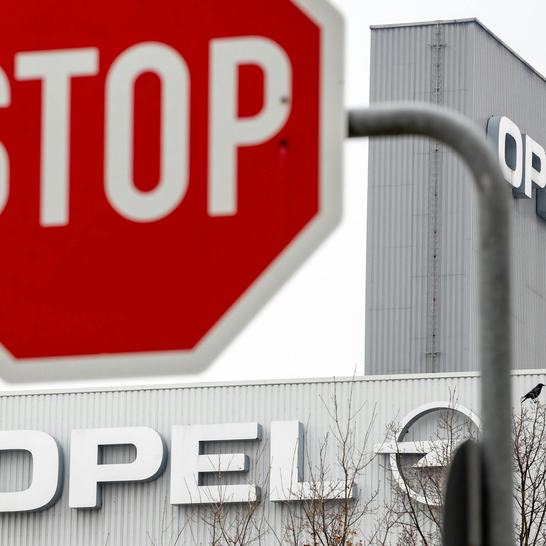 Deutsche Industrieproduktion schrumpft, weil Teile nicht geliefert werden