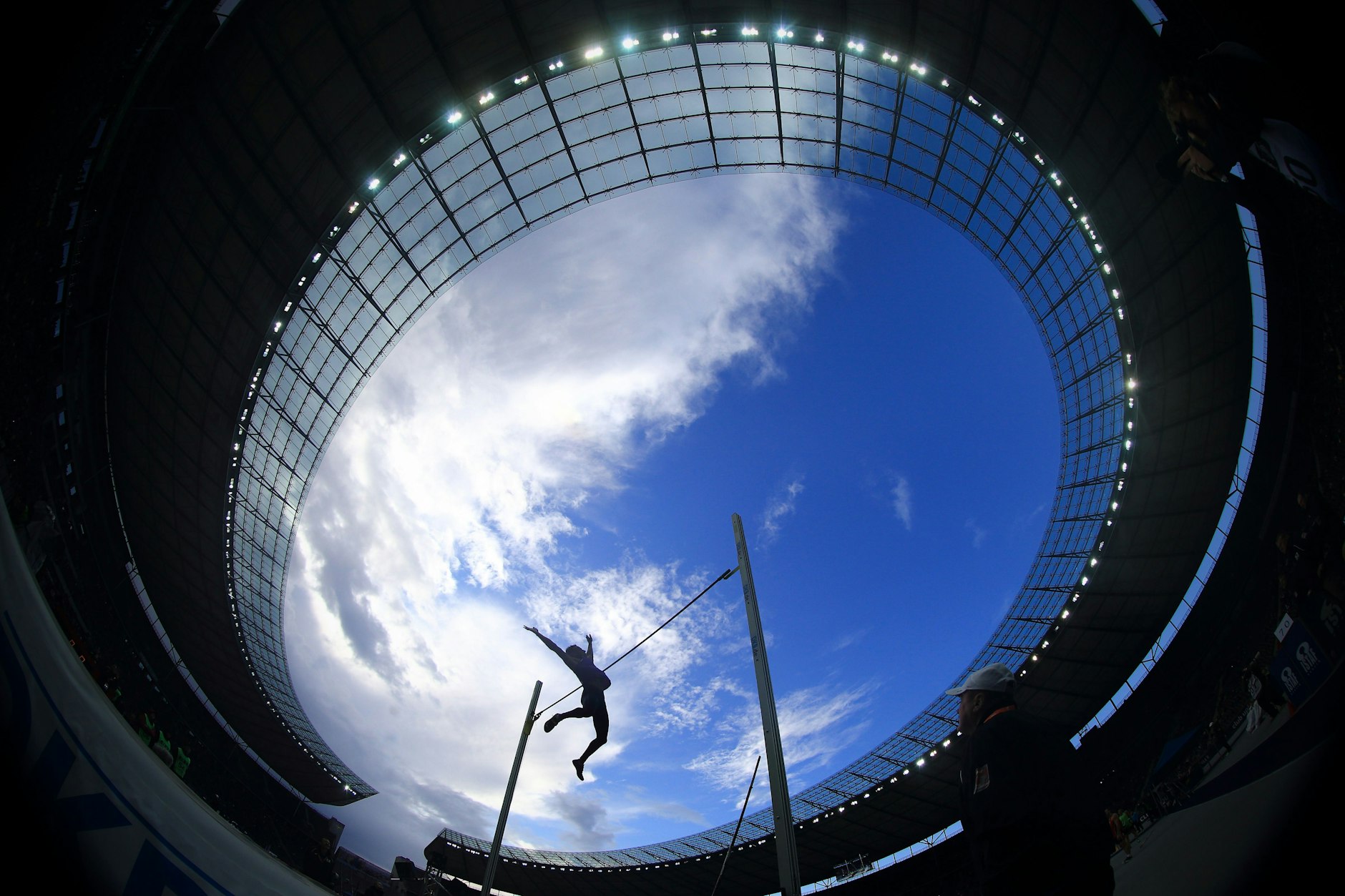 Erklärte Aufgabe der drei Berliner Eliteschulen des Sports ist es, den leistungssportlichen Nachwuchs zu rekrutieren, dual auszubilden und Spitzenleistungen zu generieren.