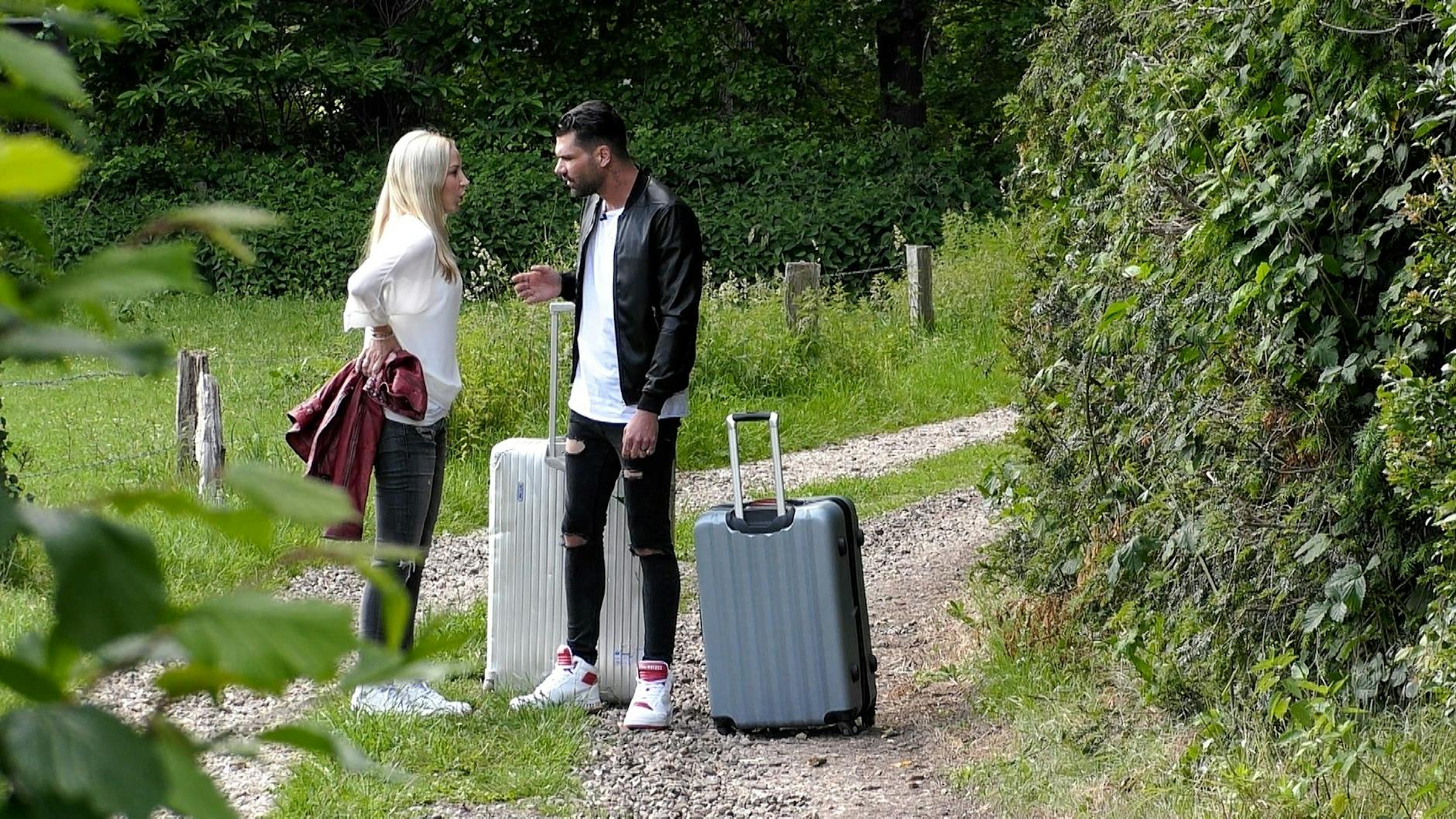 Mike Cees-Monballijn und seine Frau Michelle Monballijn zeigen im Sommerhaus der Stars wie eine toxische Beziehung aussieht.