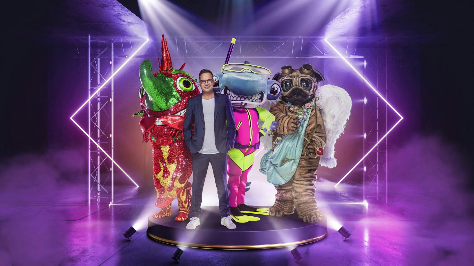 Ebenfalls bei „The Masked Singer“ dabei: Die Chilischote, der Mops und der Hammerhai. TV-Star Matthias Opdenhövel moderiert die Show.
