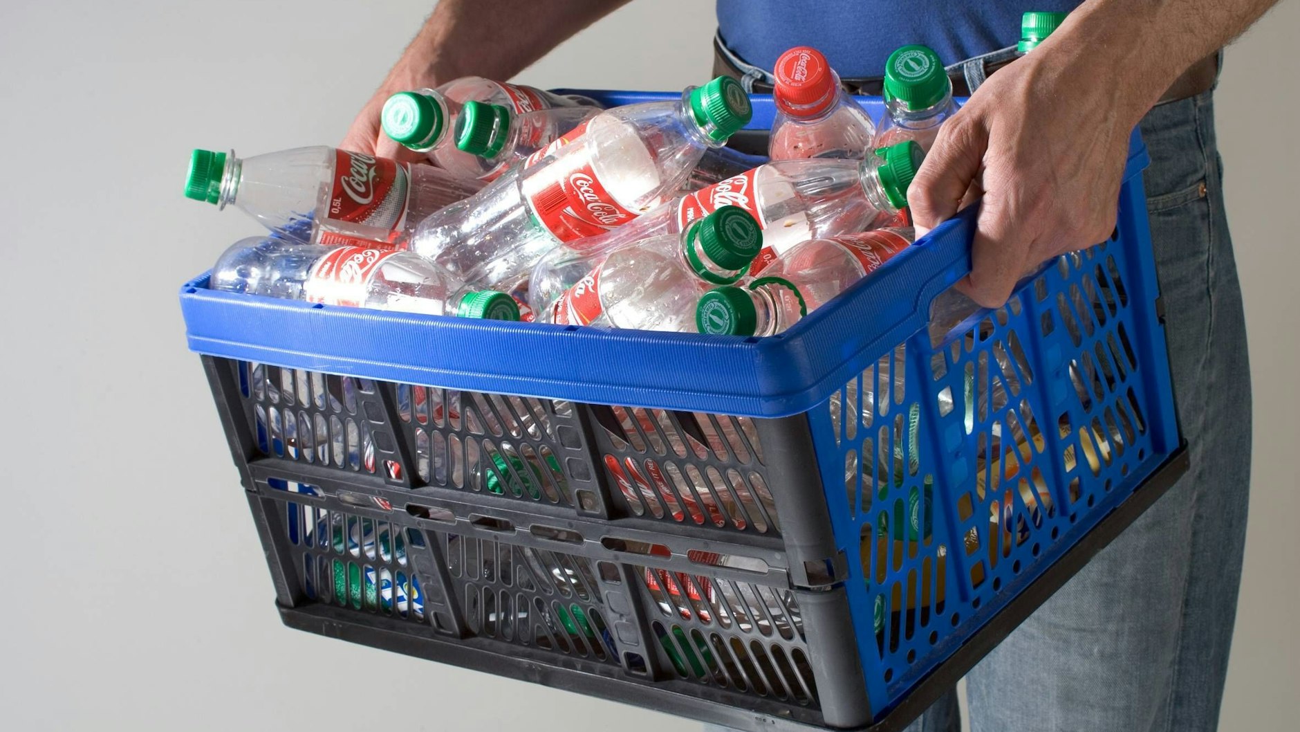 Ab 2022 zählen noch mehr Getränke-Verpackungen als Leergut. Darauf werden dann 25 Cent Pfand erhoben (Symbolbild).&nbsp;