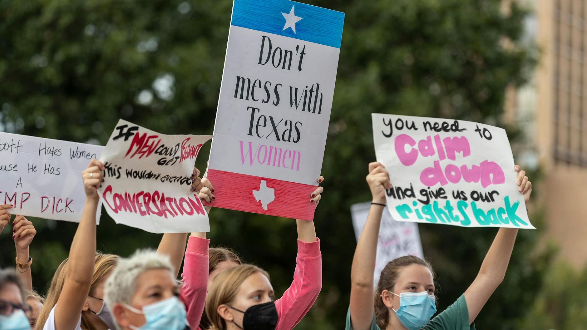 Frauen demonstrieren in Texas gegen das strikte Abtreibungsgesetz.