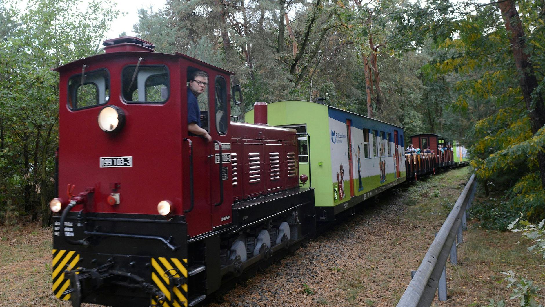 Schon die Anreise zum FEZ mit der Parkeisenbahn ist ein großer Spaß.