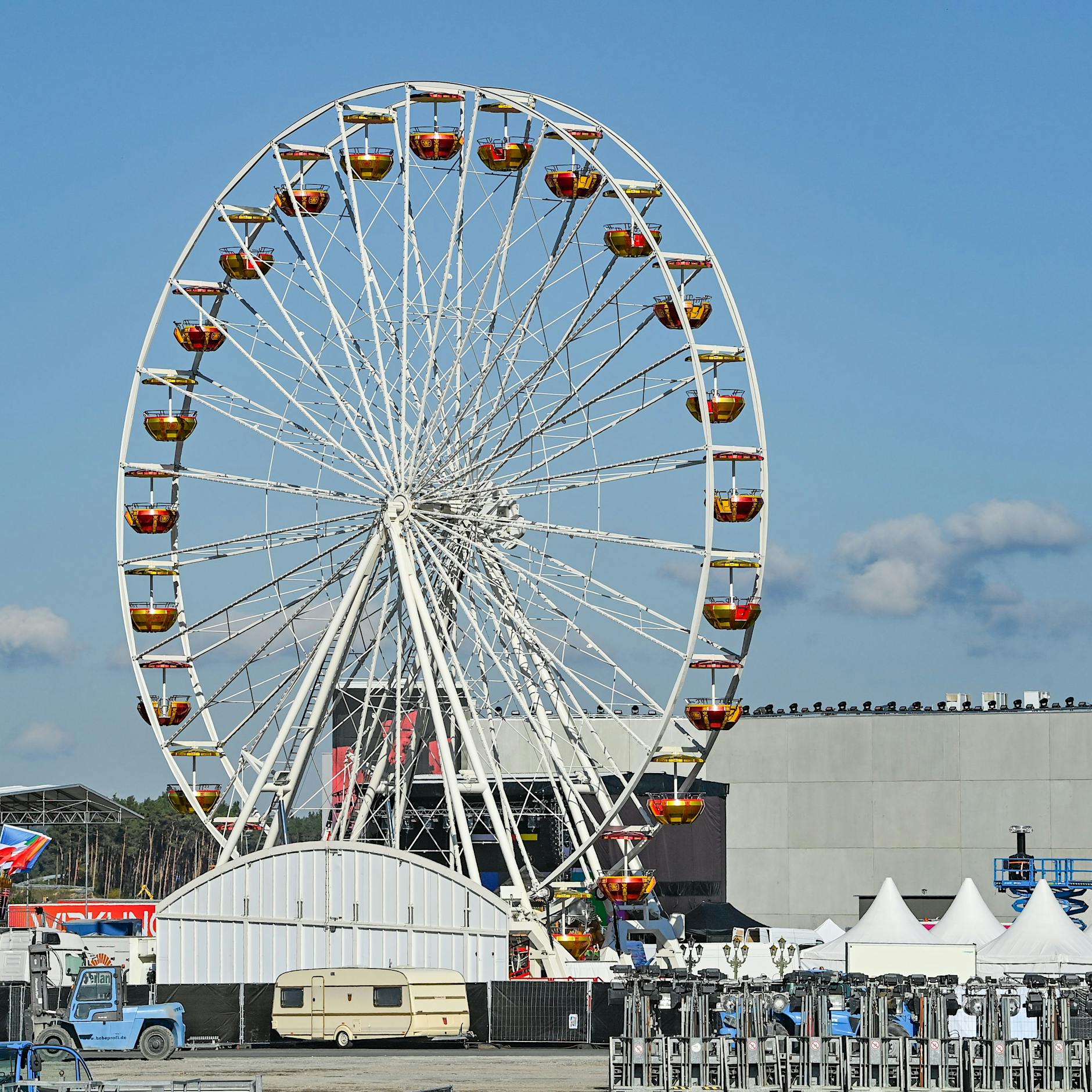 Tag der offenen Tür – Tesla feiert in Grünheide