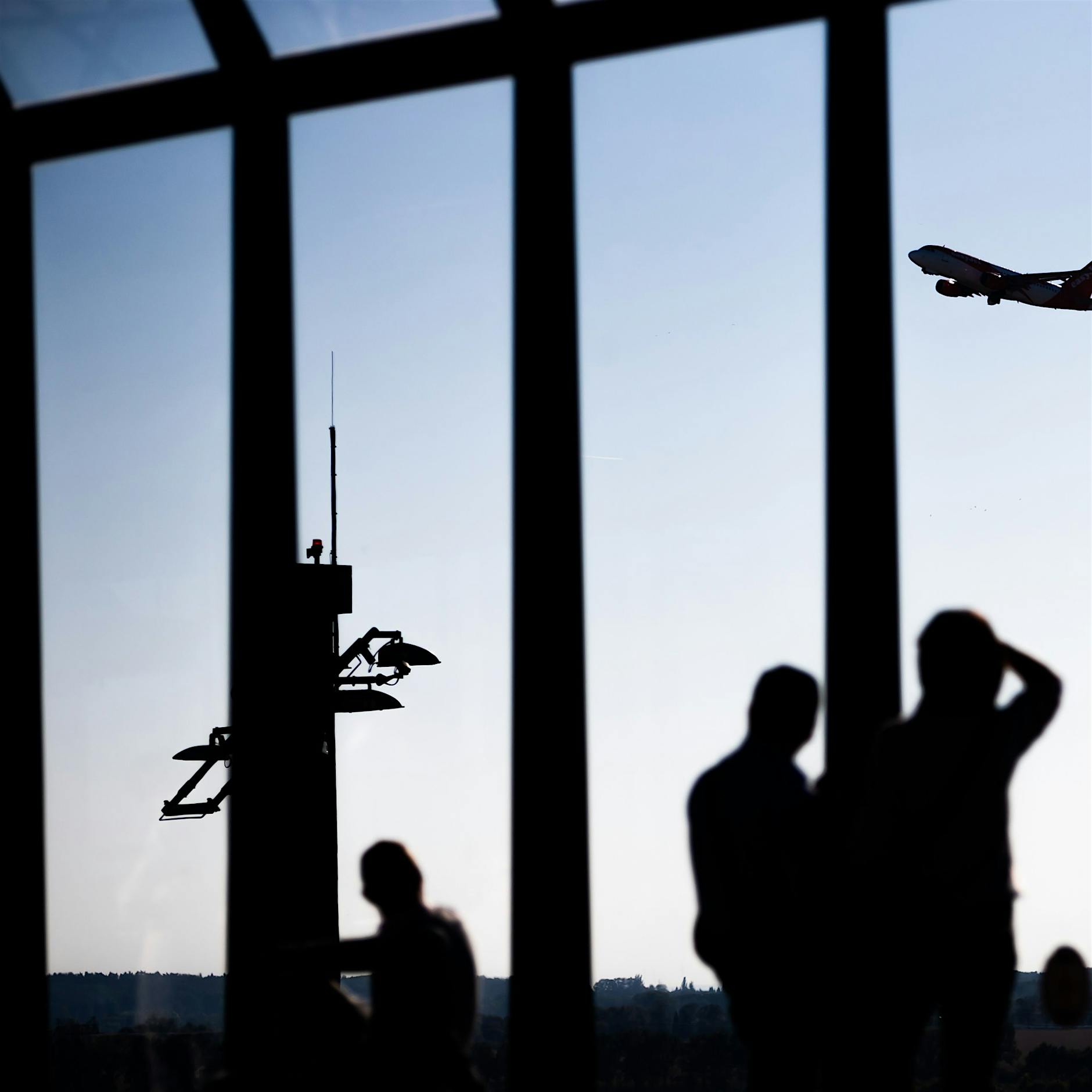 Chaos am BER zum Ferien-Start in Berlin: Urlauber verpassen ihre Flüge