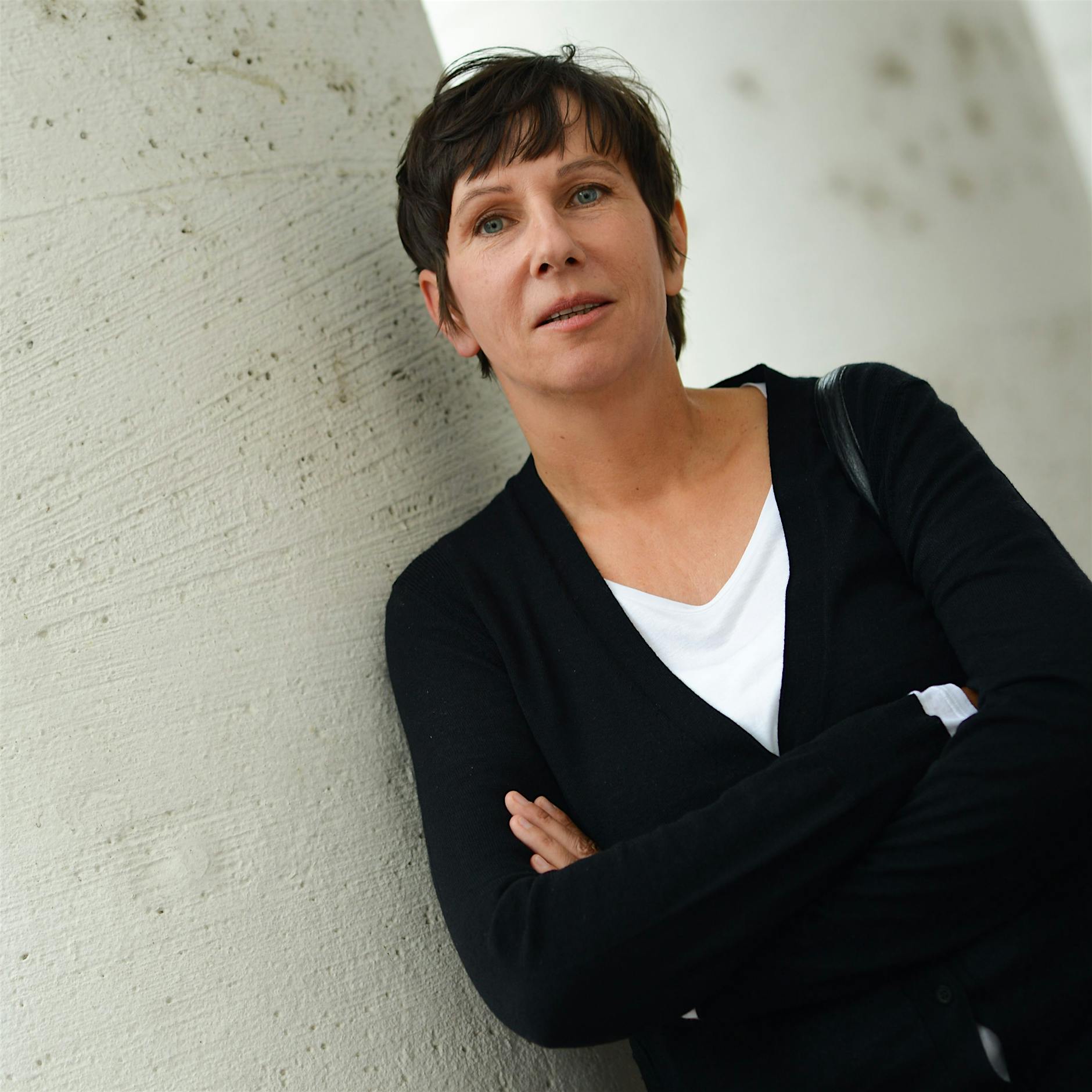 „Vierunddreißigster September“: Ein Dorfroman mit düsterem Humor