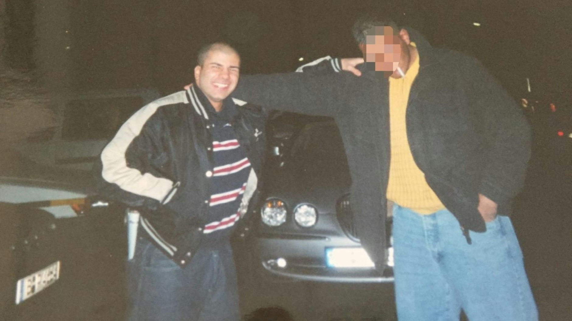 In den 90ern in Wedding: Shalicar mit erinem Gang-Kumpel.