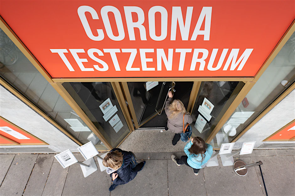 Seit Montag bekommen vor allem Kinder und Menschen, die aus medizinischen Gründen nicht geimpft werden können, kostenlose Corona-Tests.