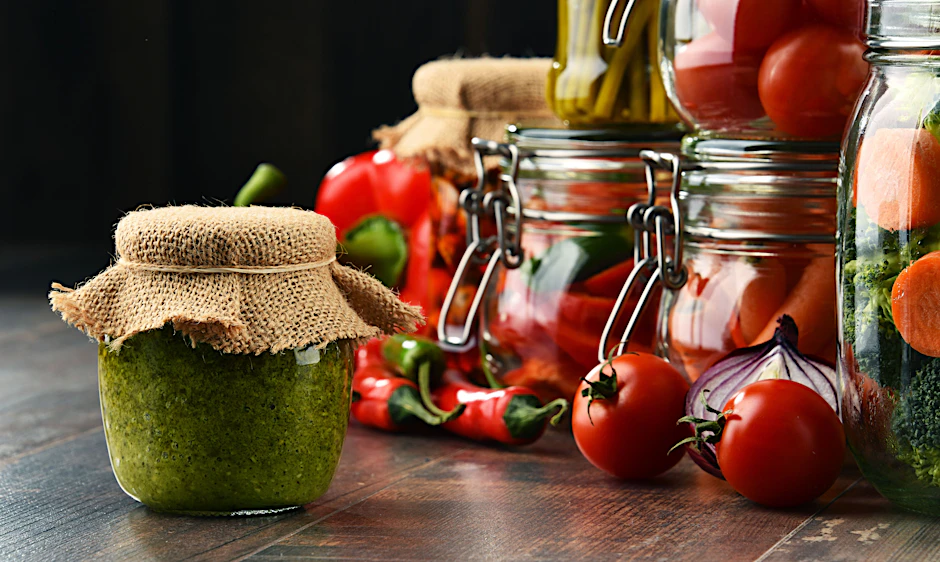 Brokkoli-Pesto schmeckt besonders gut zu Nudeln, Geflügel oder als Brotaufstrich.
