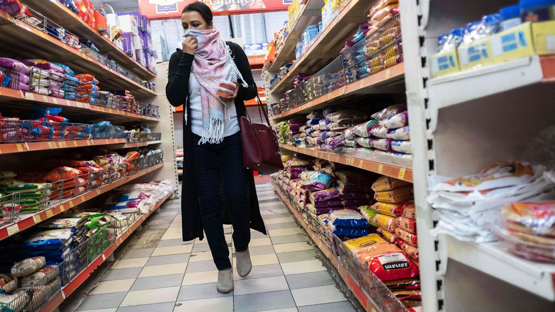 In Hessen ist es nun prinzipiell möglich, dass Supermärkte nur Geimpften und Genesenen Zutritt gewähren (Symbolbild).