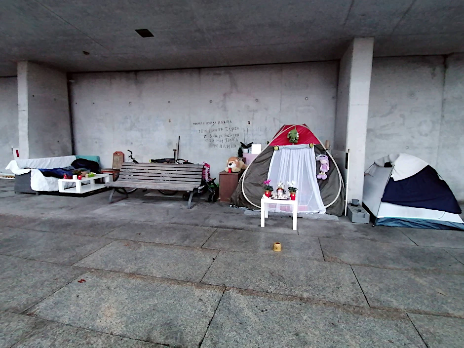 &nbsp;Ludwig-Erhard-Ufer im Regierungsviertel: Hier wohnen Obdachlose ebenso wie am Alex und in Fußgängerzonen.