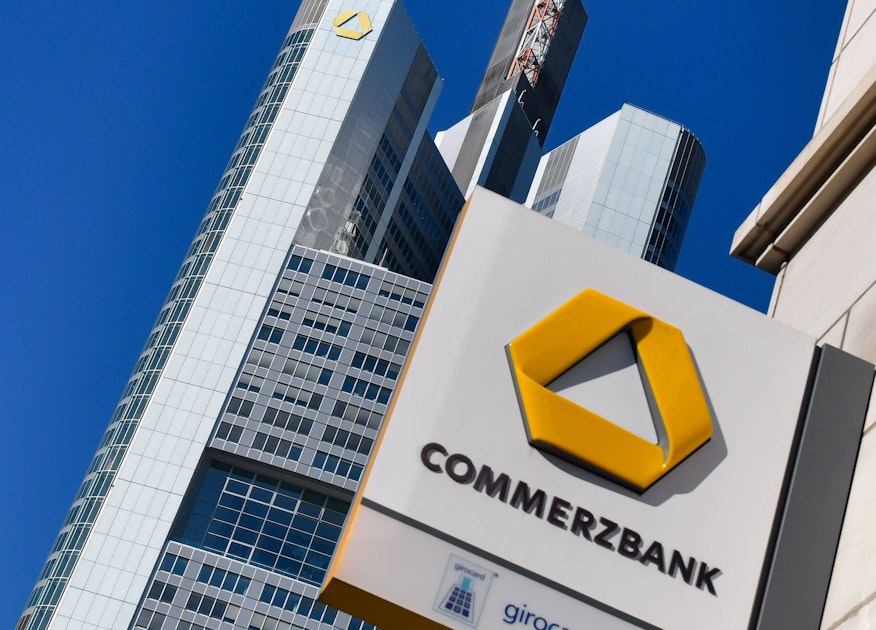 Commerzbank puts digital advice centers into operation