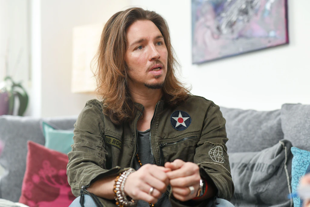 Sänger Gil Ofarim wehrt sich: „Werde vom Opfer zum Täter gemacht“