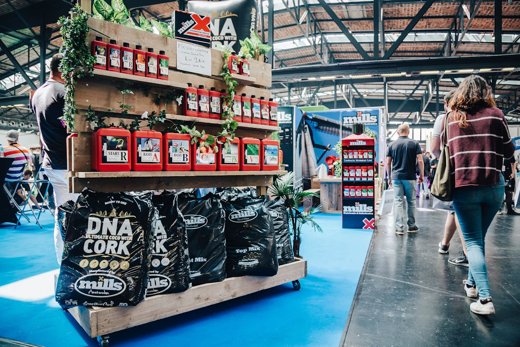 Neues Hobby Heimgärtnern: Eine Hanf-Messe zeigt, wie Berlin Cannabis konsumiert