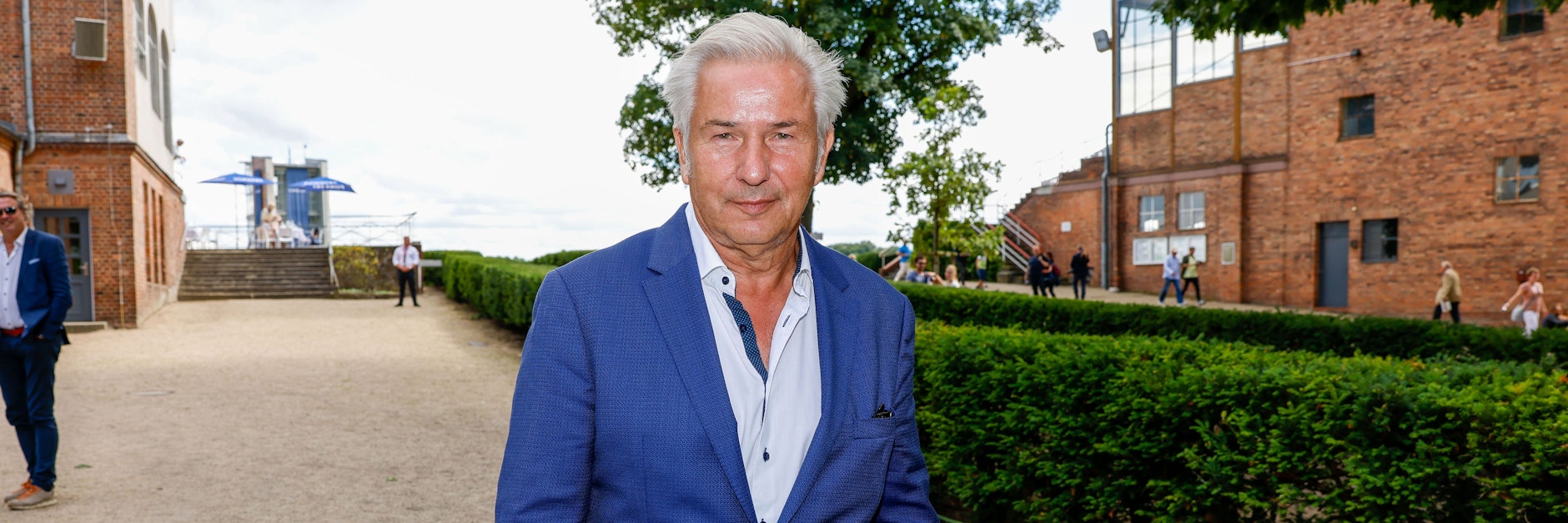 Ex-Regierender Klaus Wowereit rechnet mit der Verwaltung ab.
