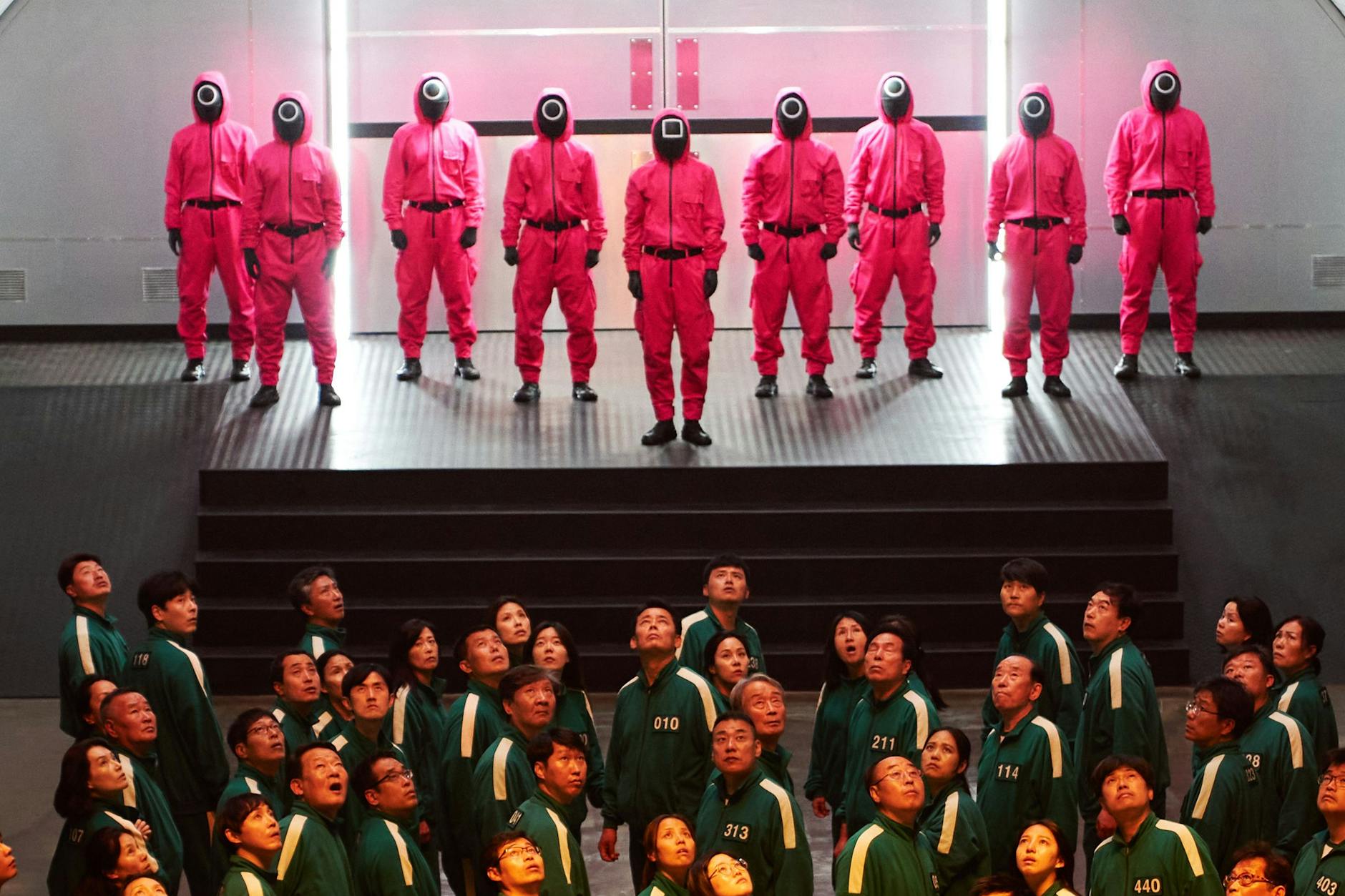 Bei Squid Game spielen 456 Kandidatinnen und Kandidaten um ihr Leben.