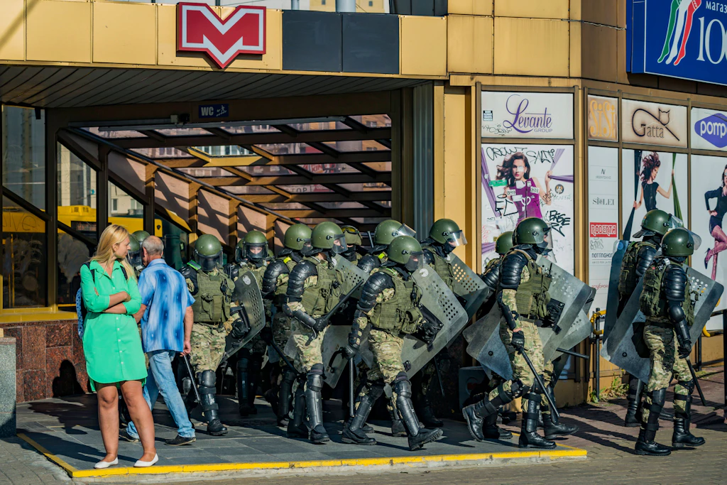 Nach den Massenprotesten in Belarus: Wie Minsk zu einer Stadt der Angst wurde