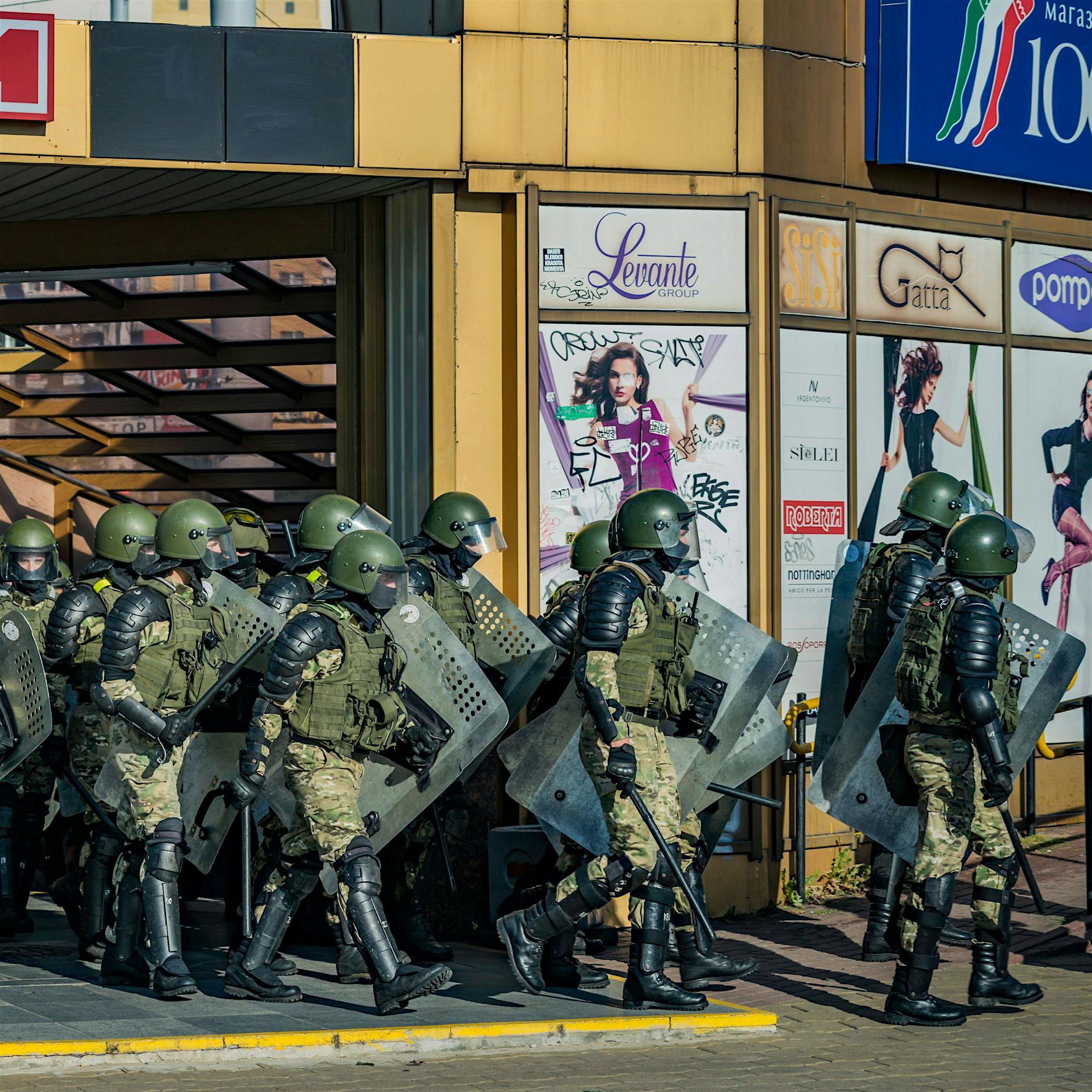 Nach den Massenprotesten in Belarus: Wie Minsk zu einer Stadt der Angst wurde