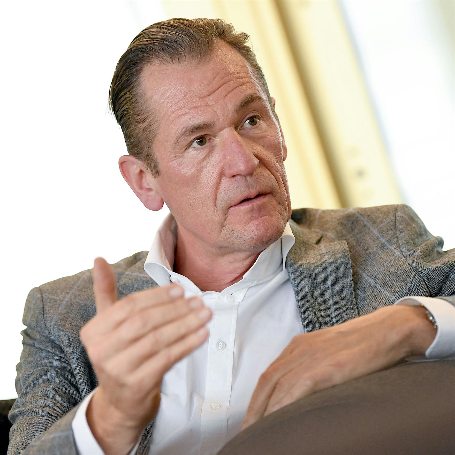 „Springer wird gemanagt wie eine Pommesbude“: Warum KKR Julian Reichelt absägte