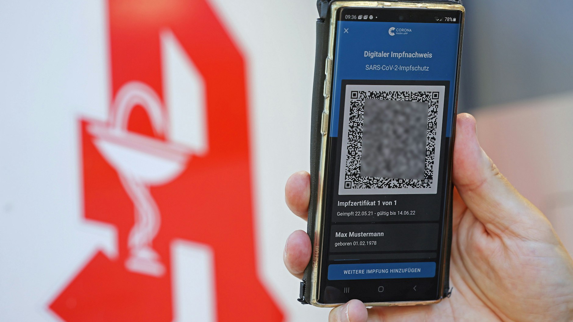 Ein QR-Code für das Handy, das den Impfnachweis anzeigt. Innenminister Herrmann (CSU) geht davon aus, das Hunderte Fälschungen im Umlauf sind.
