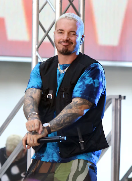 Die Frau als läufige Hündin?! J Balvin entschuldigt sich für sexistischen Song