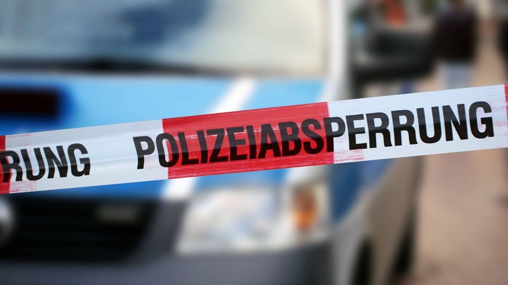 Image - Charlottenburg: Nachbar entdeckt tote Frau (71) im Treppenhaus – jetzt ermittelt die Mordkommission