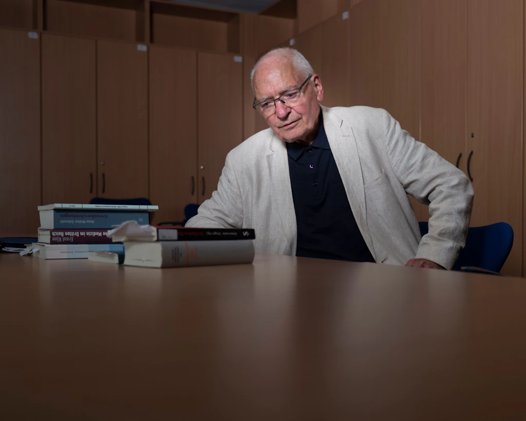 Jens Reich: „Ich weiß um das Verhalten von Medizinern unter Diktaturbedingungen“