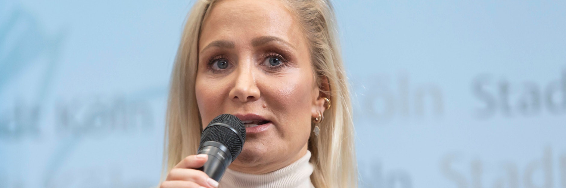 Schauspielerin Janine Kunze wurde bei Hausmeister Krause bekannt.