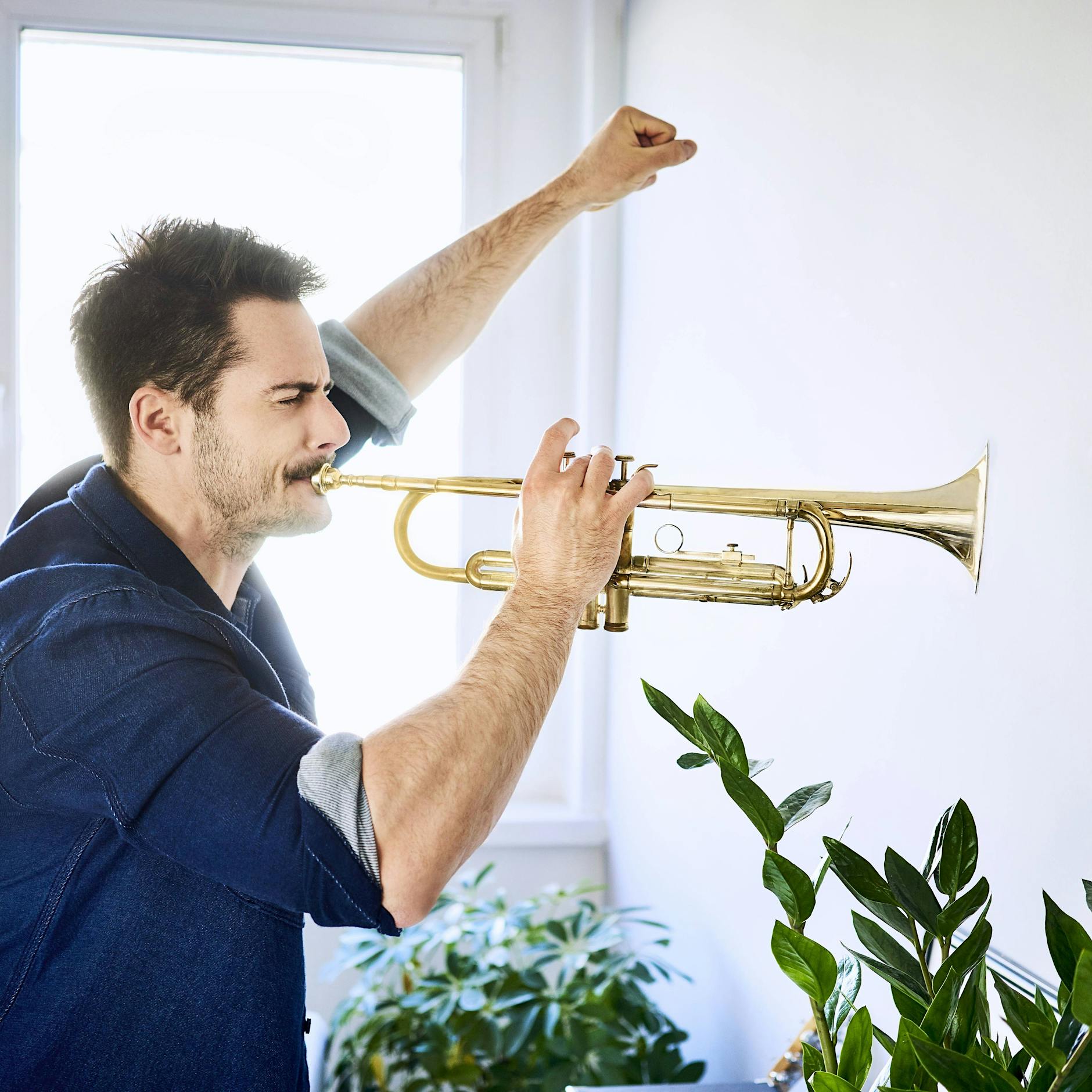 Krasses Urteil in Berlin: Wer zu viel Lärm macht, fliegt aus seiner Wohnung! DAS müssen Mieter jetzt wissen