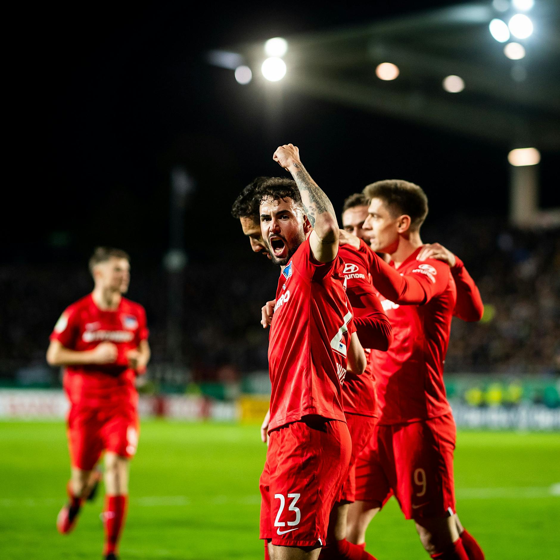 3:1-Sieg in Münster: Dardais Rückwärtsrolle bringt den Pokalsieg