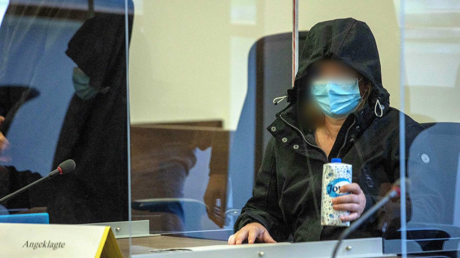 Ein halbes Jahr nach der Gewalttat im Oberlinhaus muss sich Ines R. vor dem Landgericht Potsdam verantworten.