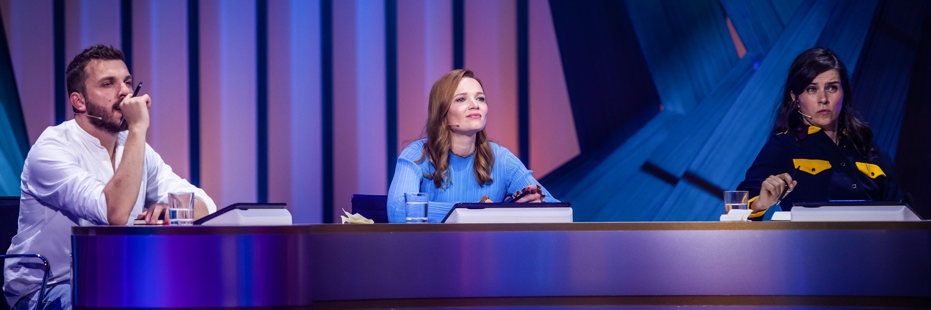 „Wer ist das Phantom“: In der ersten Folge sitzen sind Nora Tschirner, Karoline Herfurth und Edin Hasanovic  in der Jury.