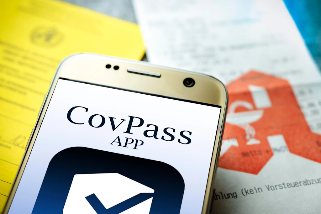 Corona-App zeigt Impfzertifikat für „Adolf Hitler“ als echt an