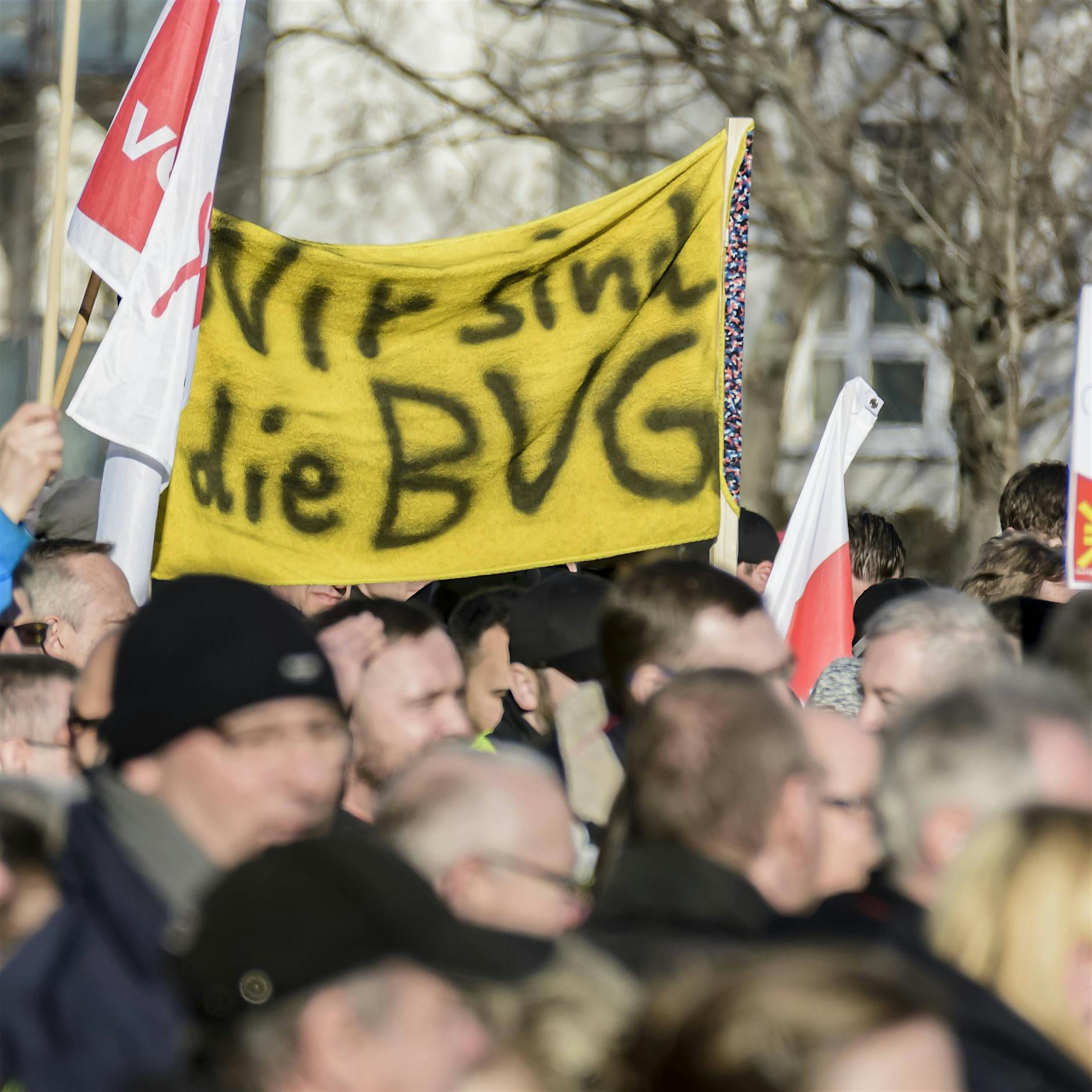 Schnelle Tarifverhandlungen: BVG-Mitarbeiter bekommen mehr Geld