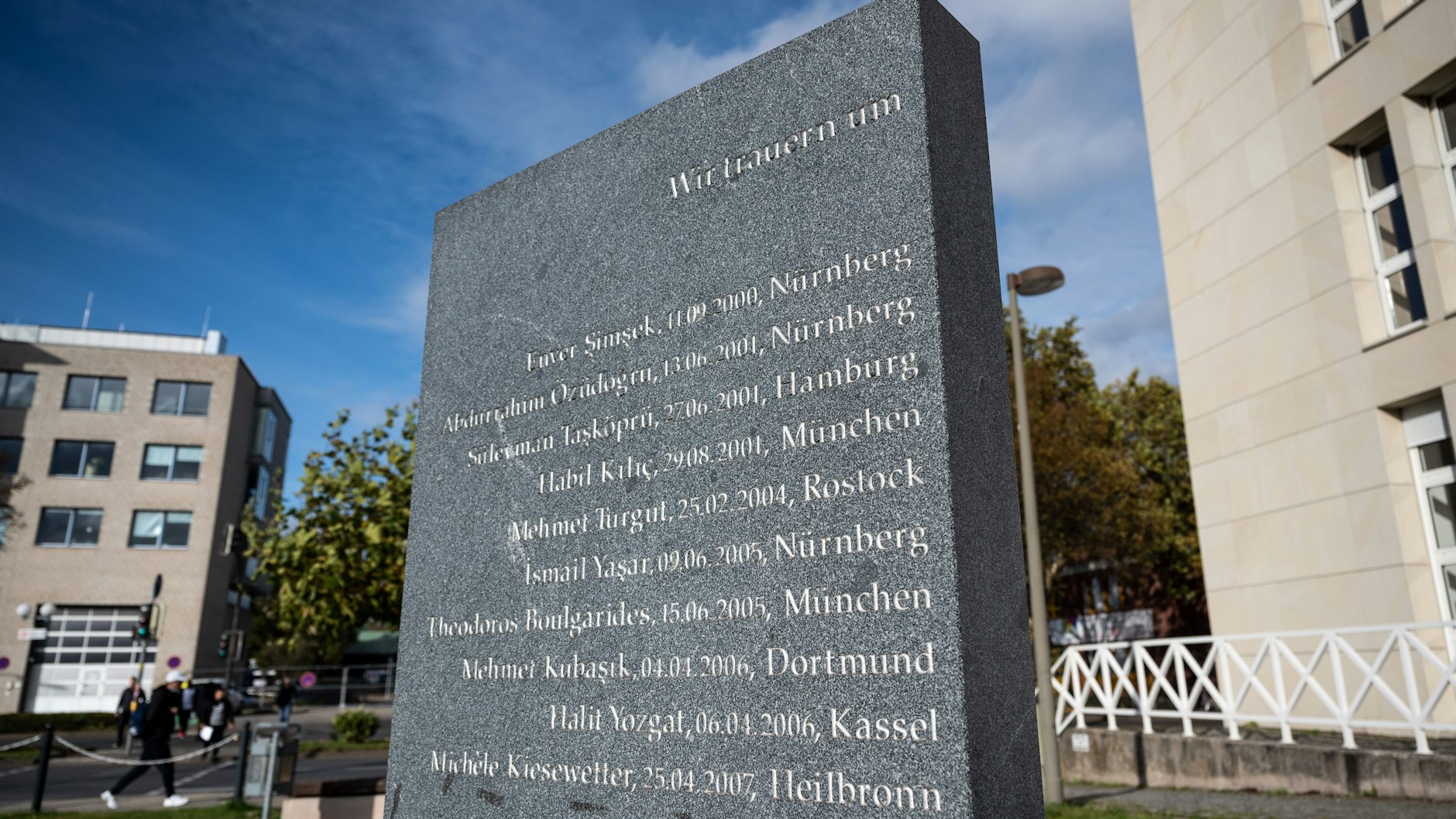 Ein Gedenkstein erinnert an die Opfer der rechten Terrororganisation NSU.