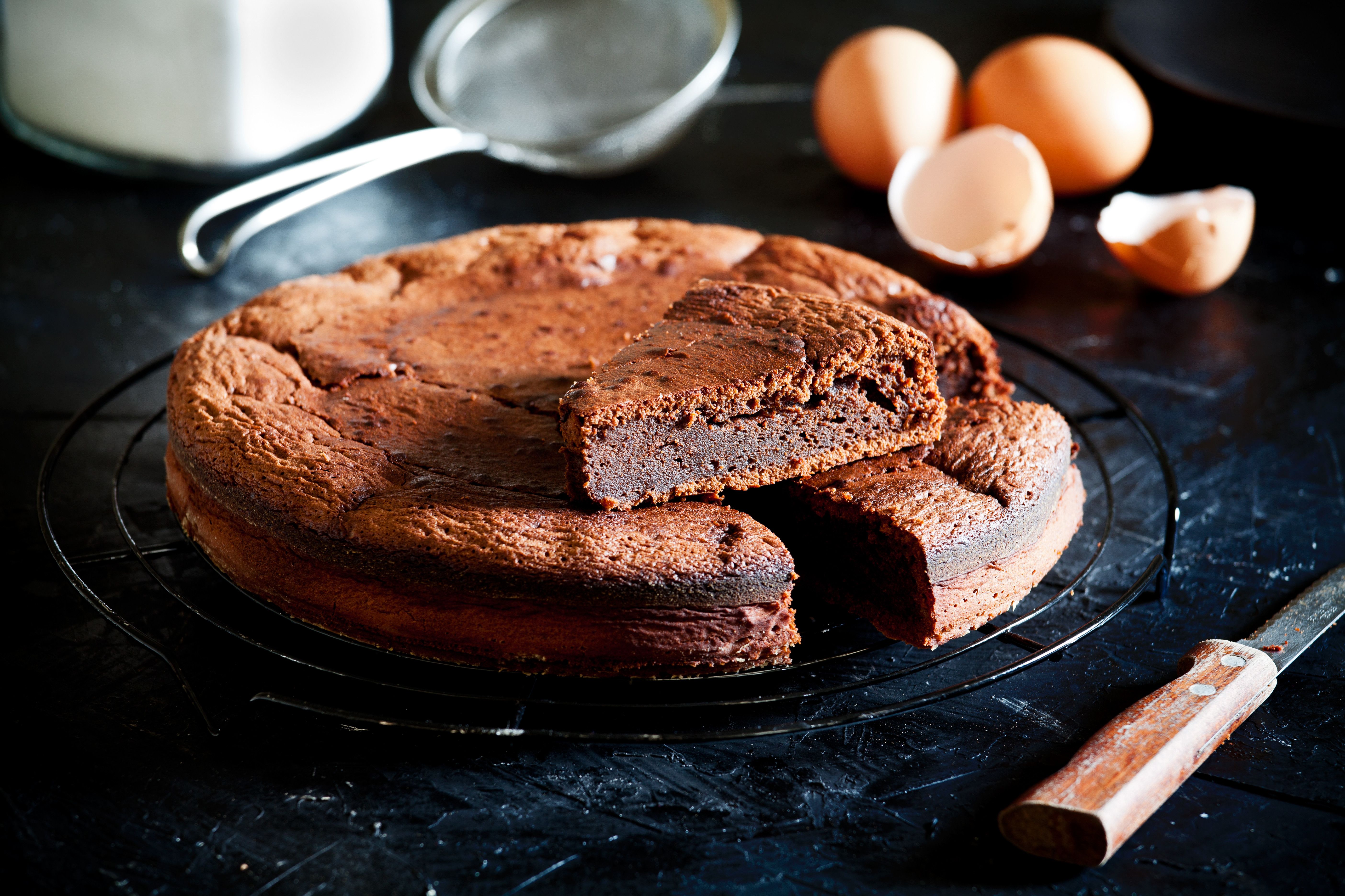 Kuchen Backen Mit Drei Zutaten: So Schnell Und Günstig Zaubern Sie Den ...