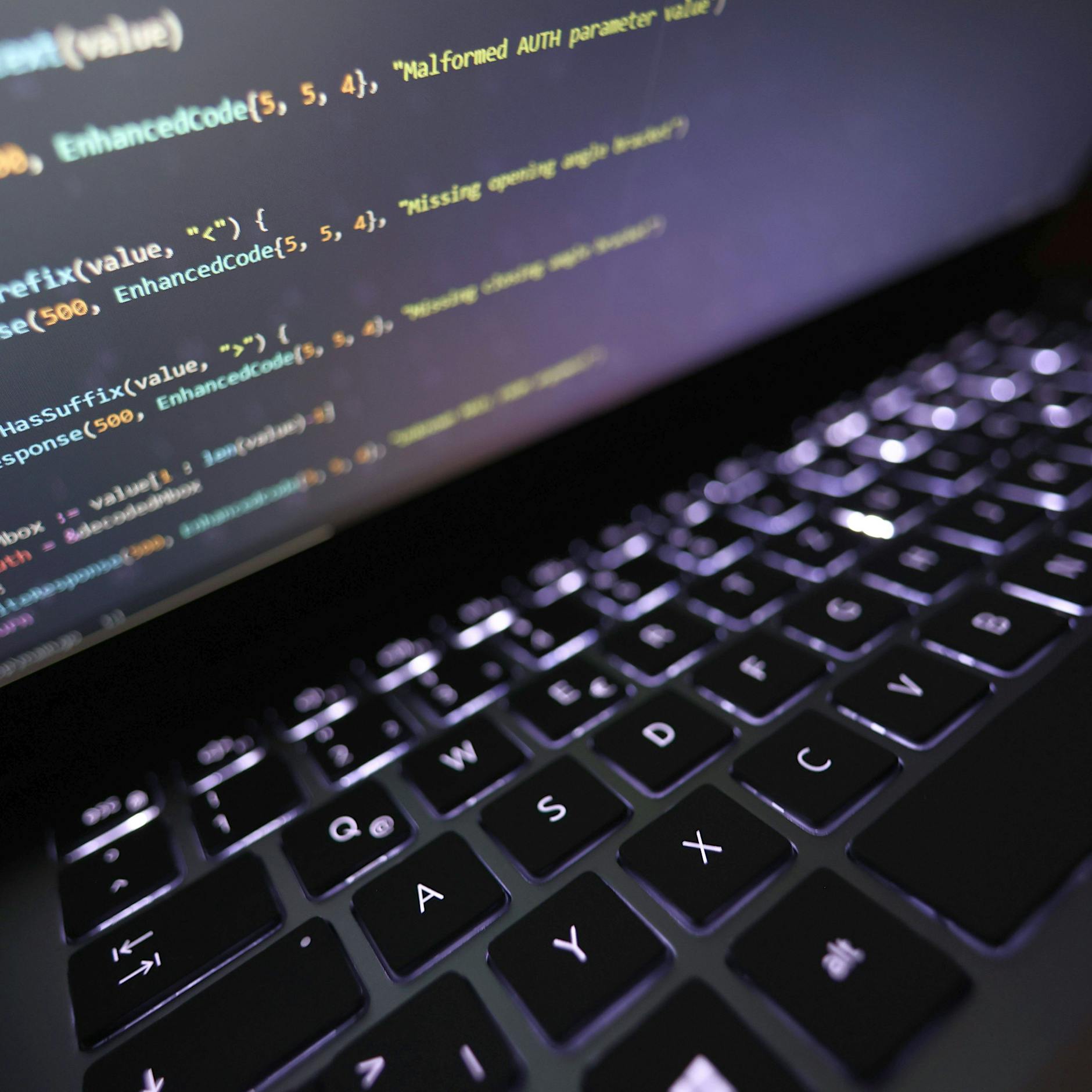 Experten warnen: Hacker haben in Deutschland leichtes Spiel – und ihre Methoden werden immer ausgeklügelter!