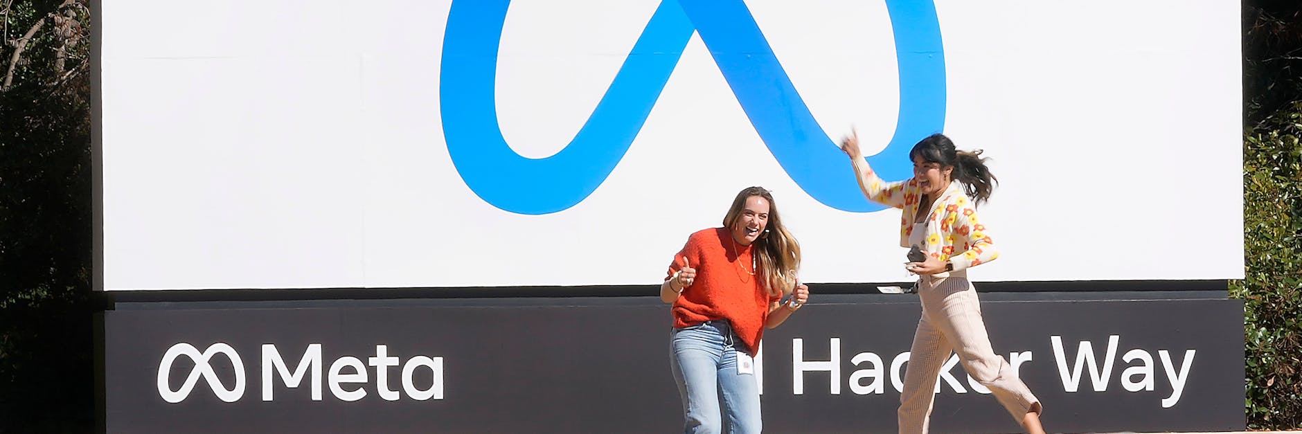 Der neue Name des Konzerns lautet Meta. AP Photo/Tony Avelar)